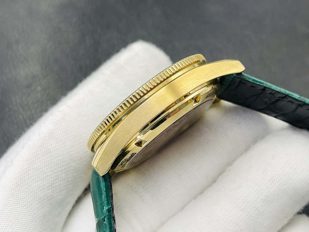 一比一復刻 Omega 歐米茄 Seamaster 錶 孔雀石騷綠￥4380-復刻歐米茄