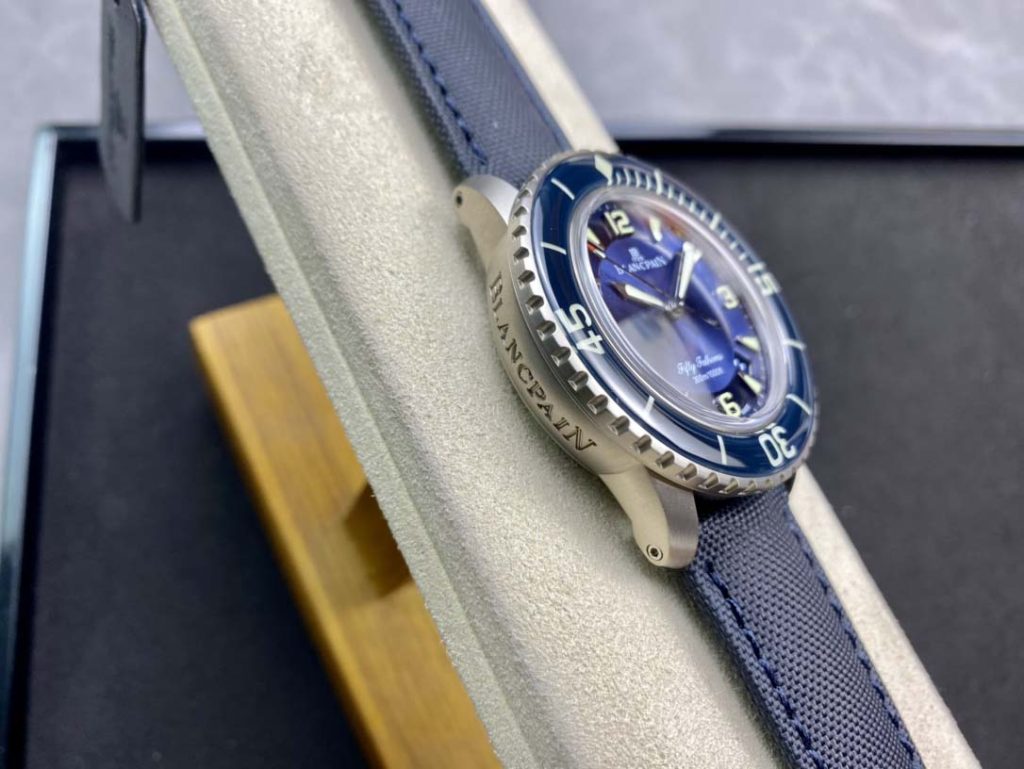 高仿 Blancpain 寶珀 Fifty Fathoms Bathyscaphe 50尋￥3980-復刻寶鉑