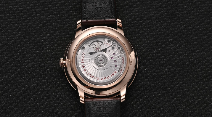 歐米茄（OMEGA）第三代碟飛繫列典雅繫列腕錶很好的平衡紳士與個性之間的關繫-手錶文章